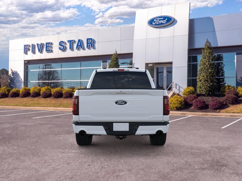 New 2026 Oxford White Ford XLT image 17