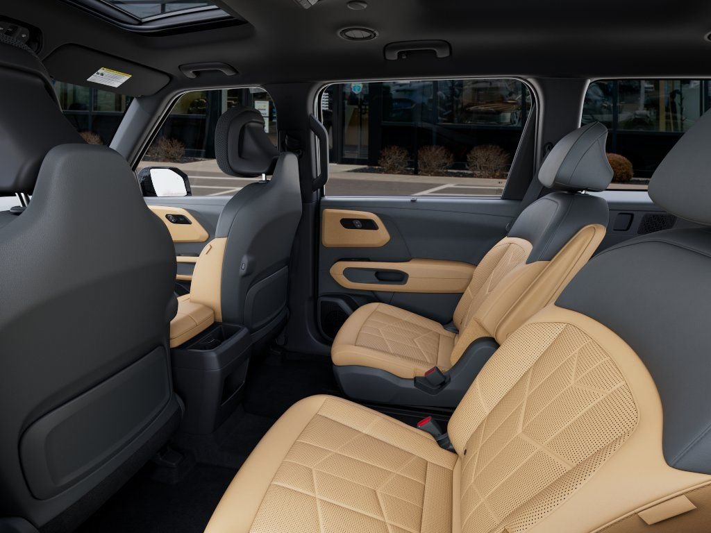New 2027 Black Kia X-Line SX image 18