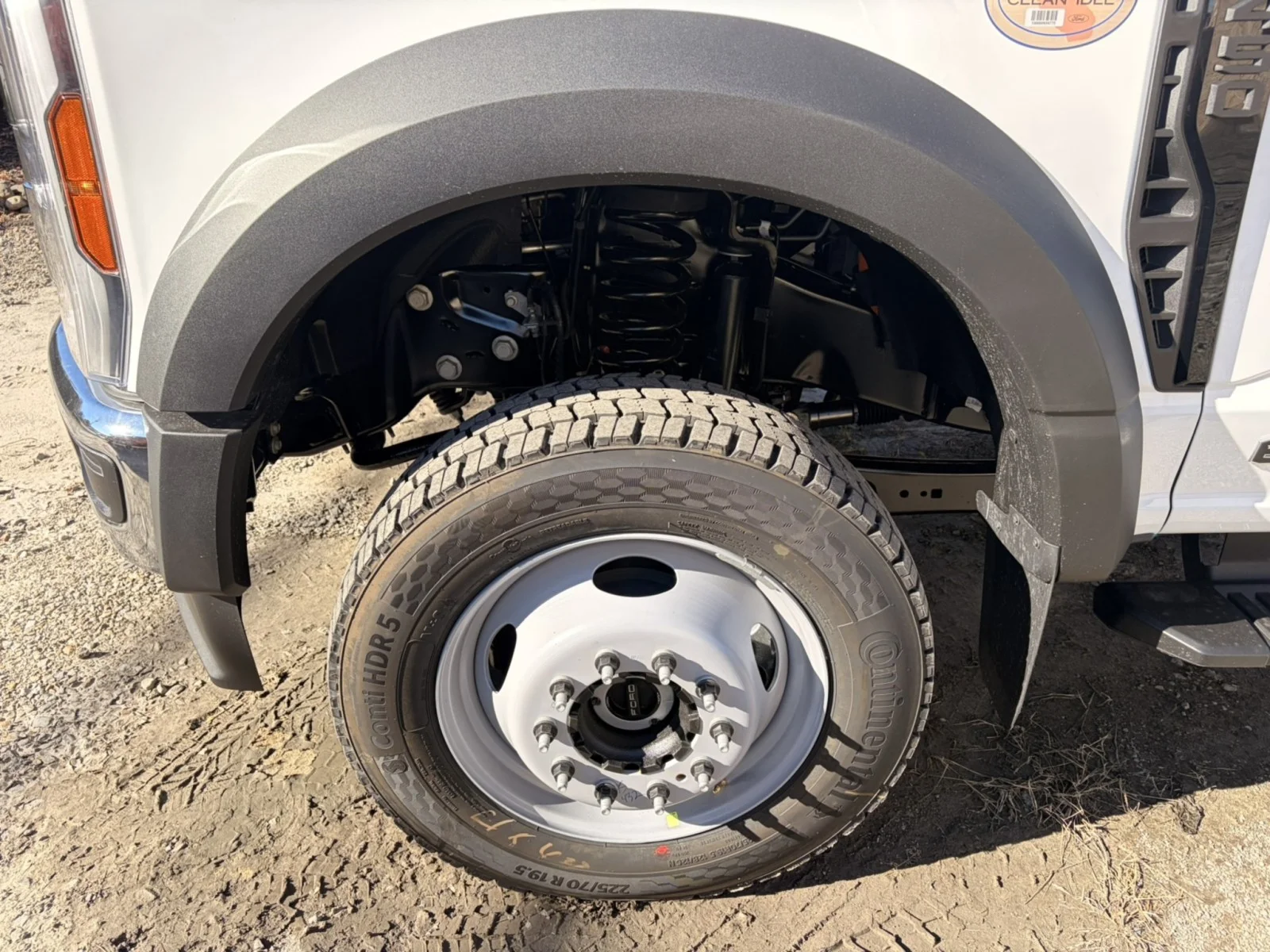 New 2027 Oxford White Ford XL image 28
