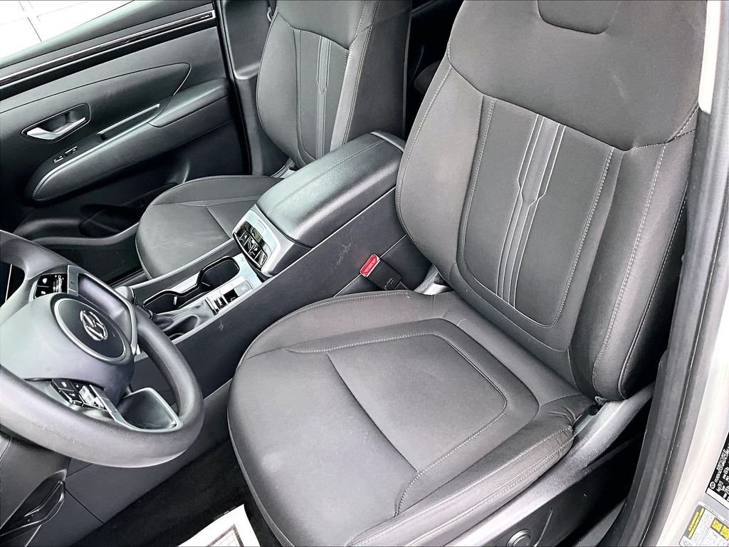 Used 2024 Shimmering Silver Hyundai SEL image 10