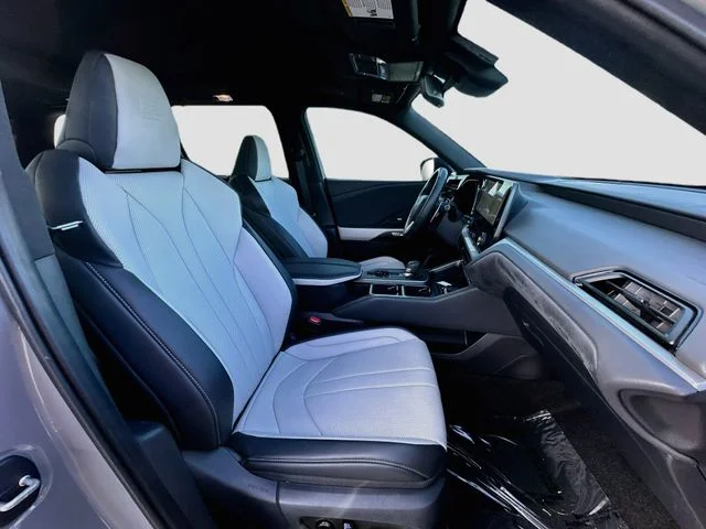 Used 2025  Lexus 350 F SPORT Handling image 30