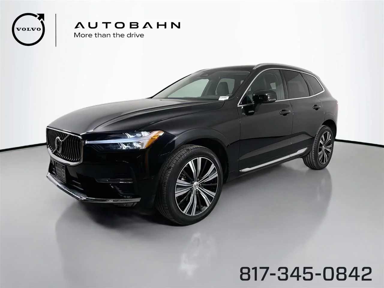 2023 Volvo XC60 B5 Plus Bright Theme FWD's photo