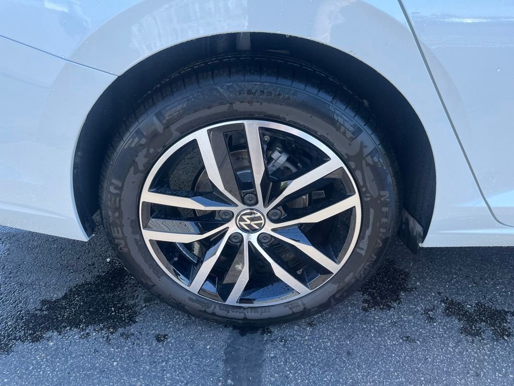 New 2026 White Volkswagen 1.5T SE image 30
