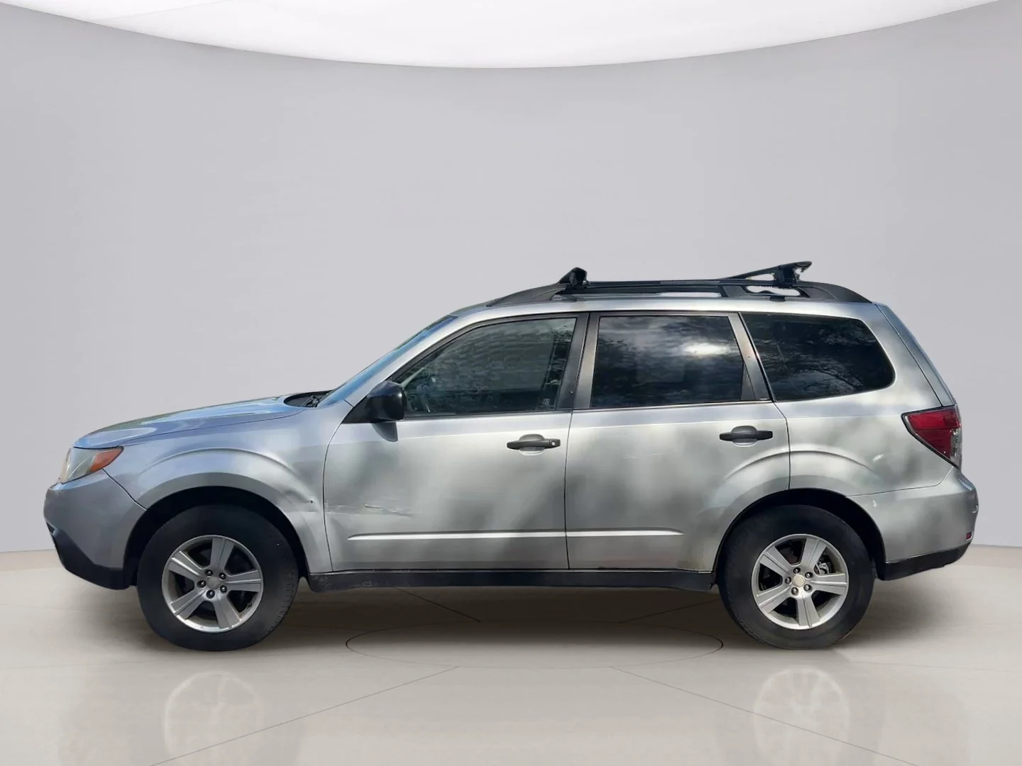 Used 2011 Silver Subaru 2.5X image 2