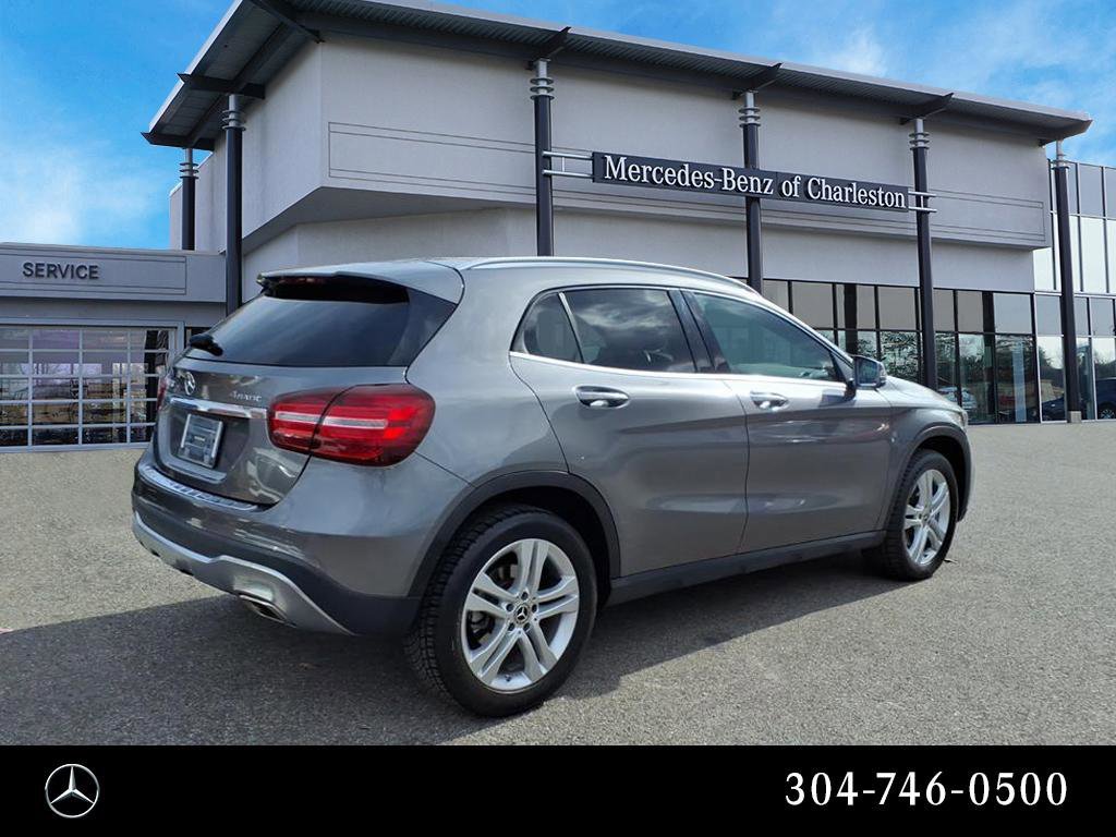 2020 Mercedes Benz GLA 250 4MATIC photo 3