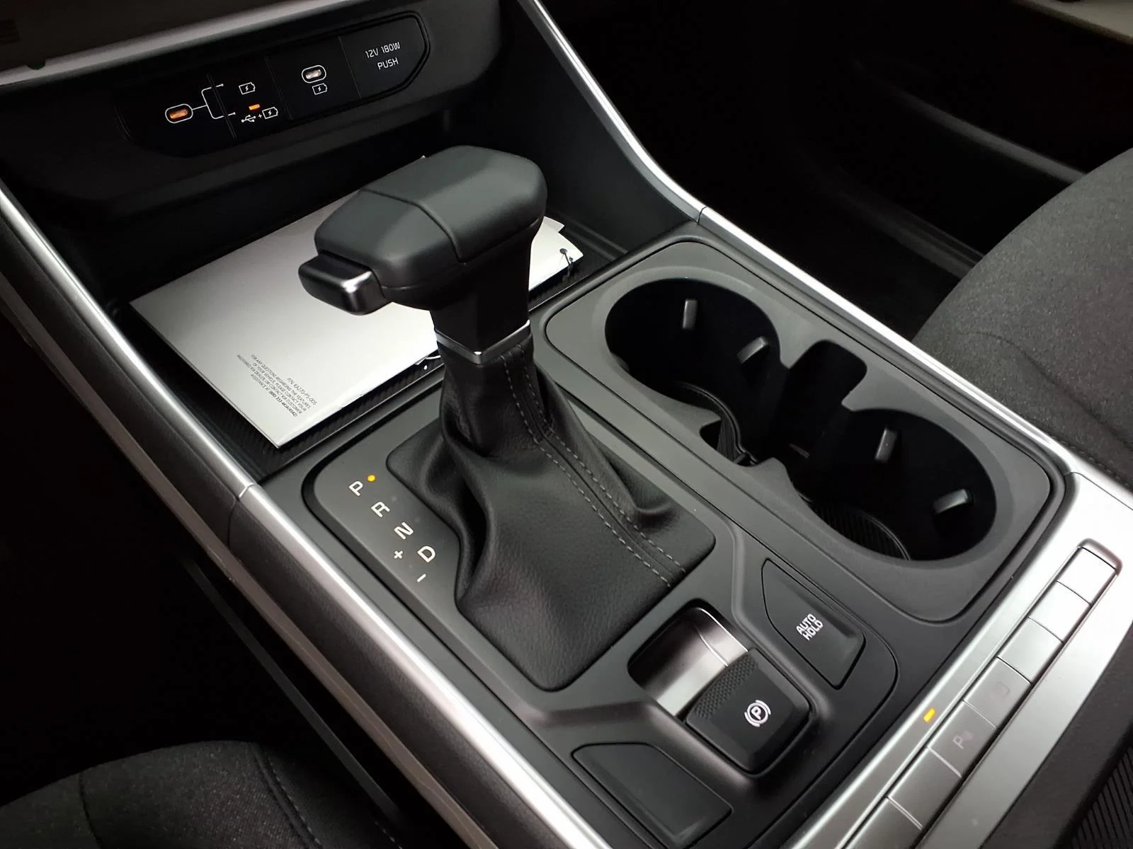 New 2027 Ceramic Silver Kia LX image 5