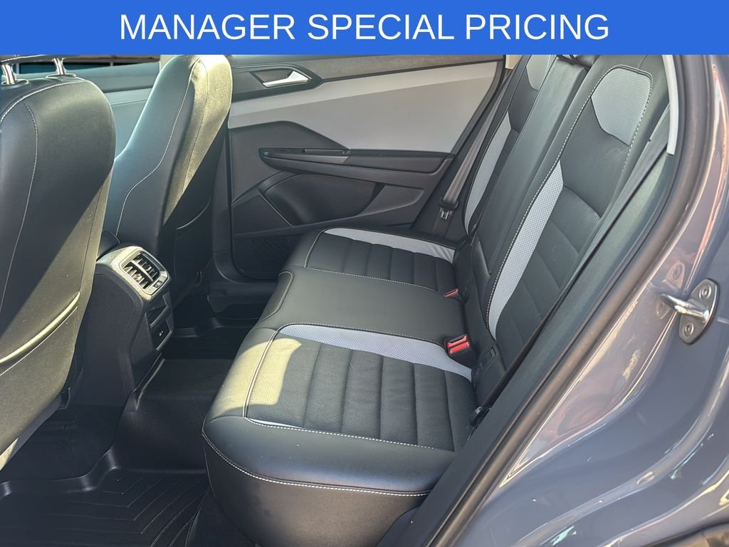 Used 2022 Gray Volkswagen 1.5T SEL image 15