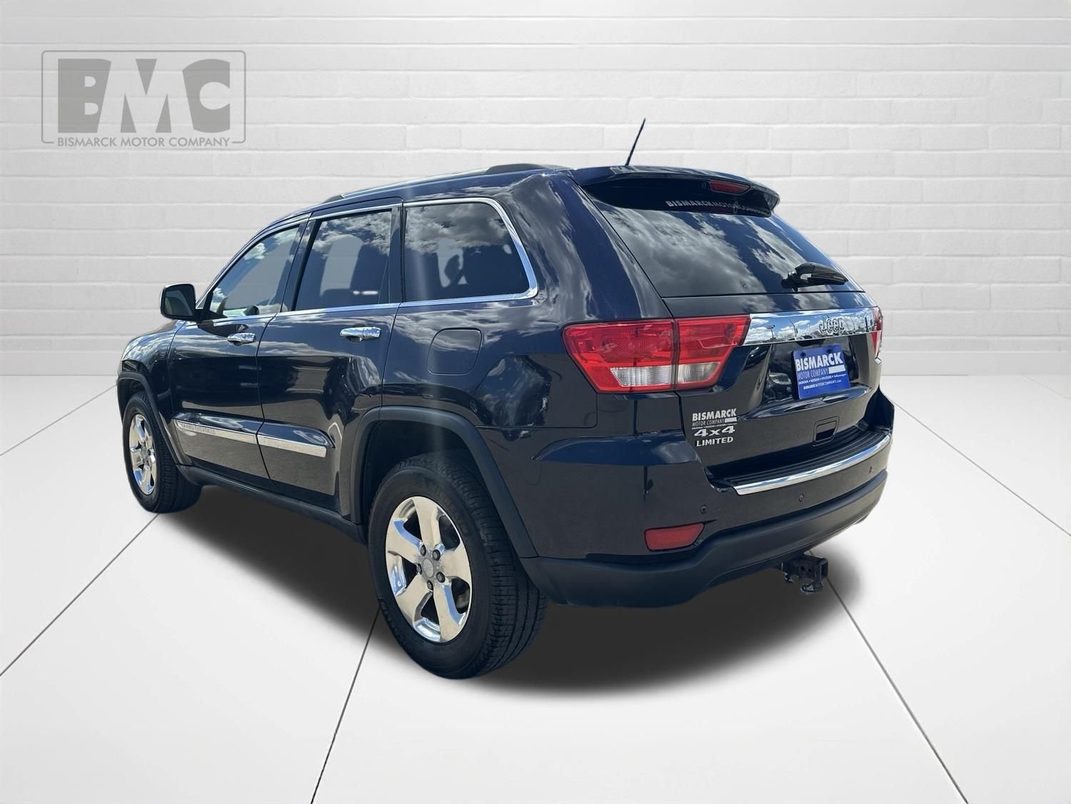 Used 2011 Black Jeep Limited image 4