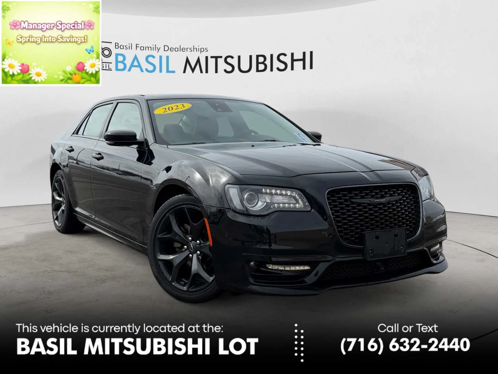 2023 Chrysler 300 Touring L RWD's photo