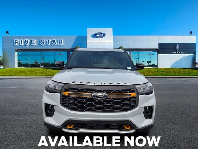 New 2026 Space White Metallic Ford Tremor image 2