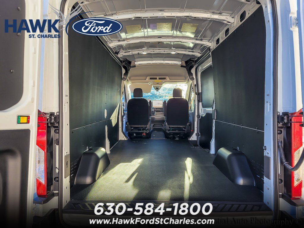 New 2026 Oxford White Ford Cargo Van image 15