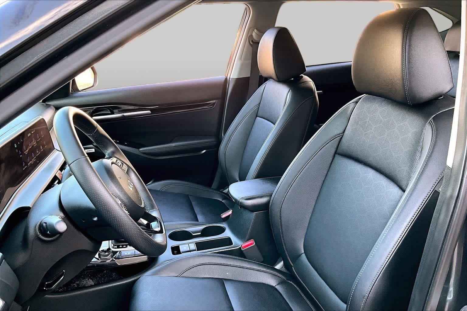 Used 2024 Gravity Gray Kia SX image 8