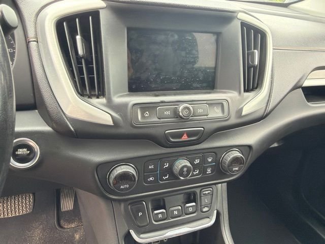 Used 2018 Coppertino Metallic GMC SLE image 6