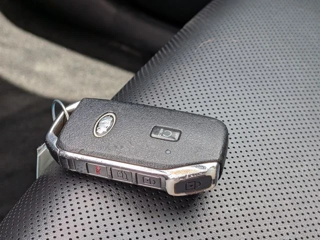 Used 2021 Purple Kia LX image 35