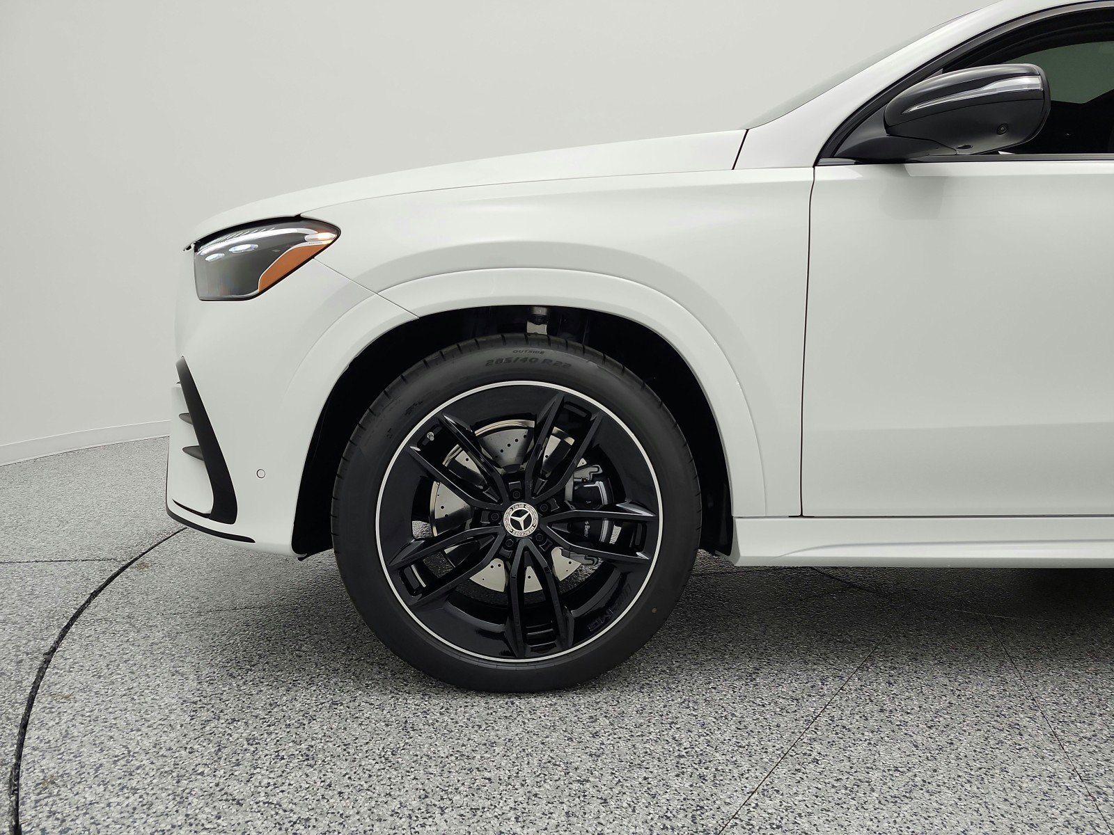 New 2026 Polar White Mercedes-Benz GLE 450 4MATIC® Coupe image 34
