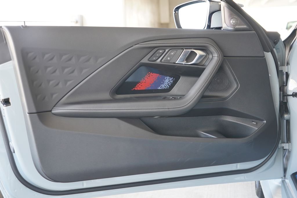 New 2026 Brooklyn Grey Metallic BMW Base image 9