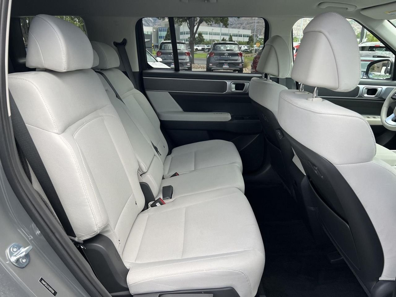 New 2026 Hampton Gray Hyundai SE image 25
