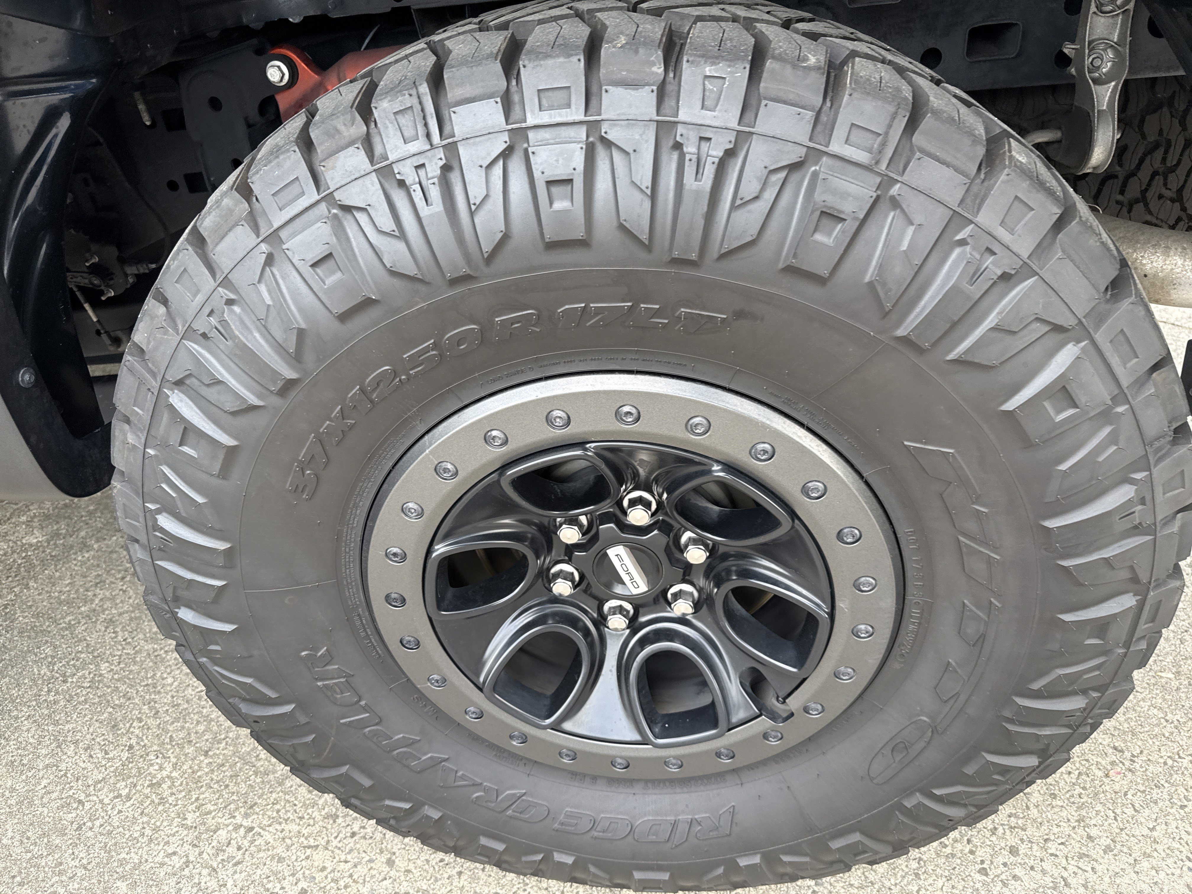 Used 2022 Blue Metallic Ford Raptor image 19