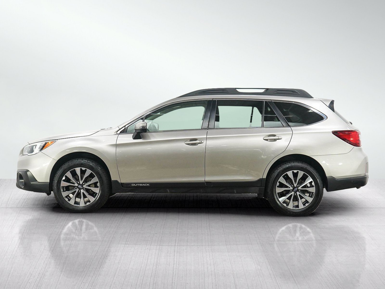 Used 2017 Subaru Outback Limited with VIN 4S4BSENC2H3388602 for sale in South Saint Paul, Minnesota