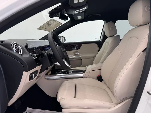 New 2026 White Mercedes-Benz GLA 250 image 17