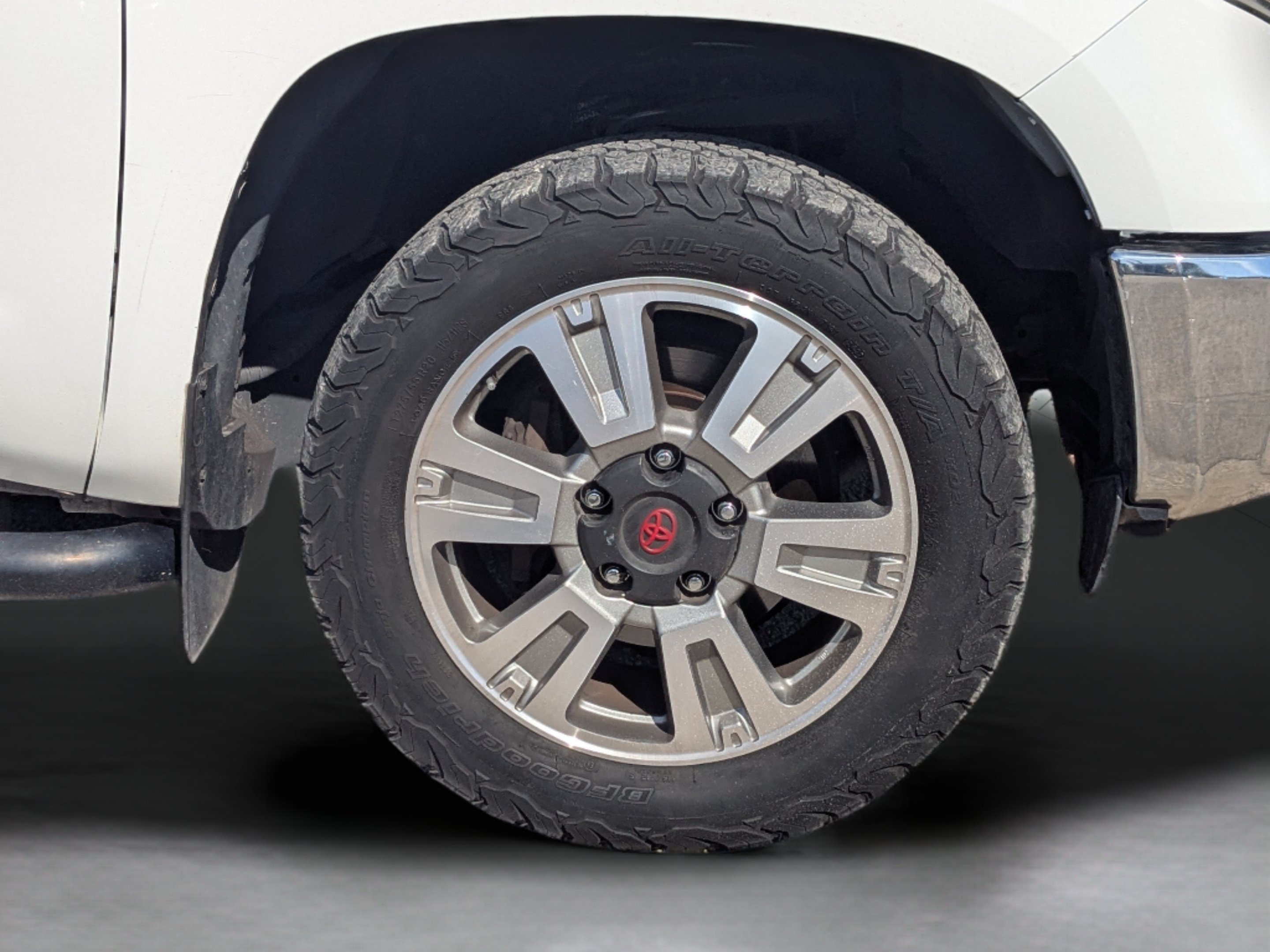 2020 Toyota Tundra SR5 - Photo 12