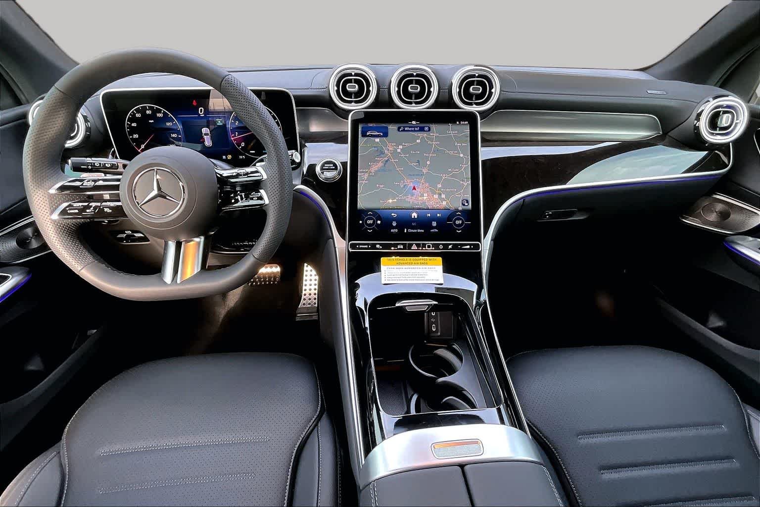 New 2026 Polar White Mercedes-Benz GLC 300 image 8