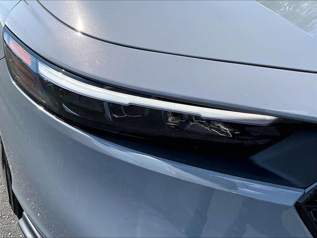 Used 2025 Gray Honda Sport image 32