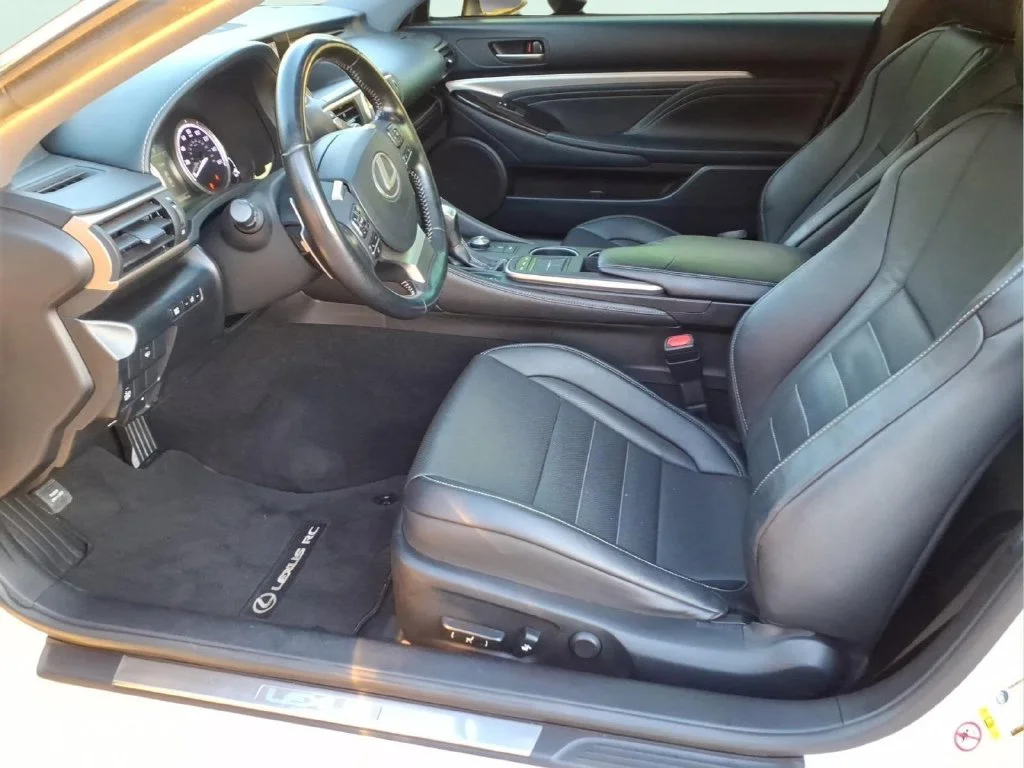 Used 2017 White Lexus 300 image 11