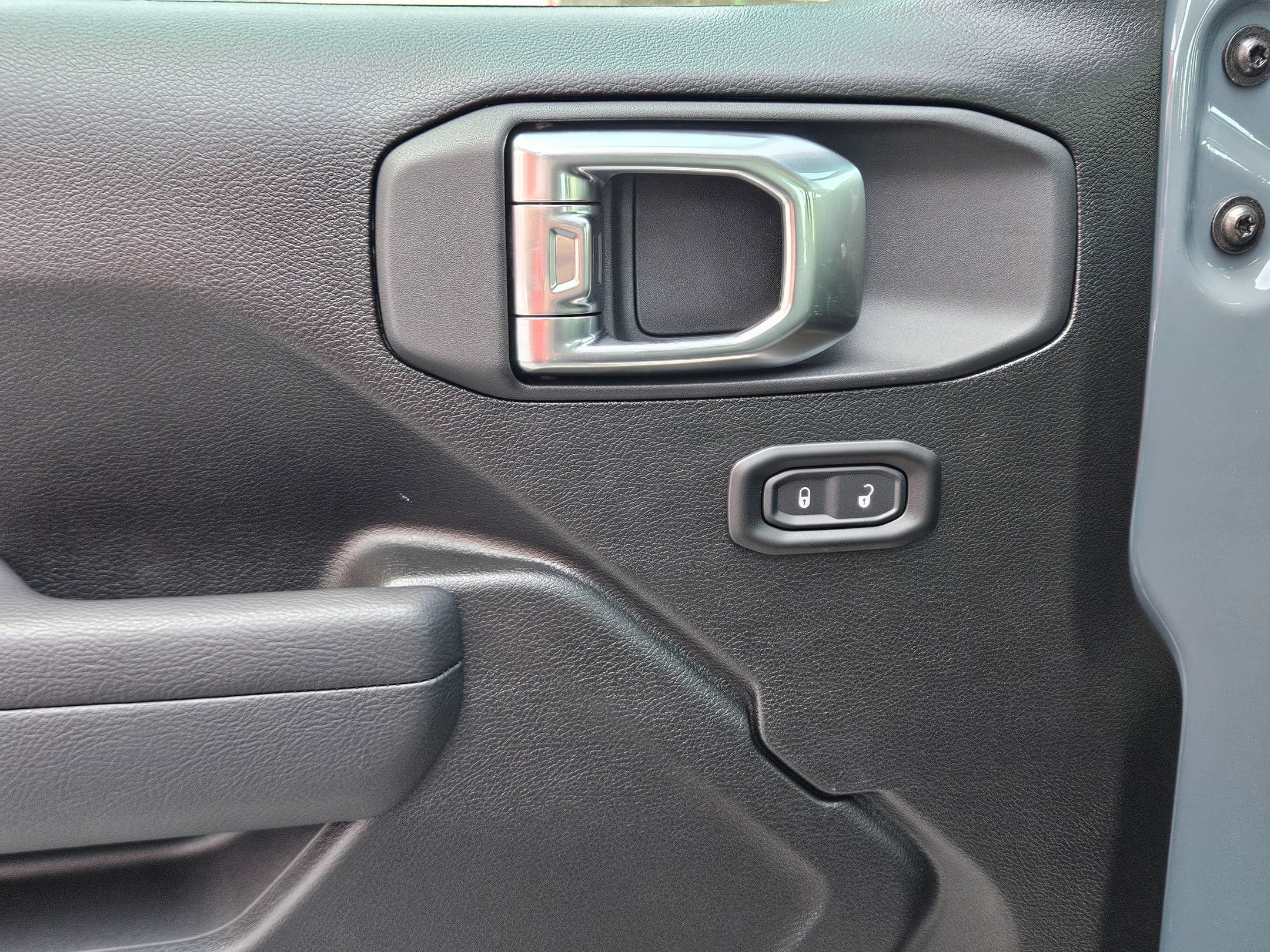 New 2026 Anvil Clear-Coat Exterior Paint Jeep Sport image 17