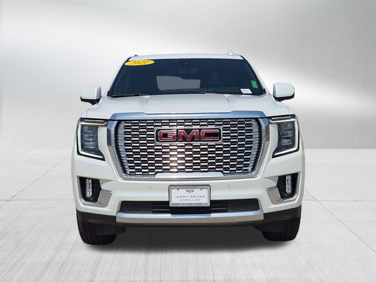 Used 2021 WHITE FROST TRICOAT GMC Denali image 8