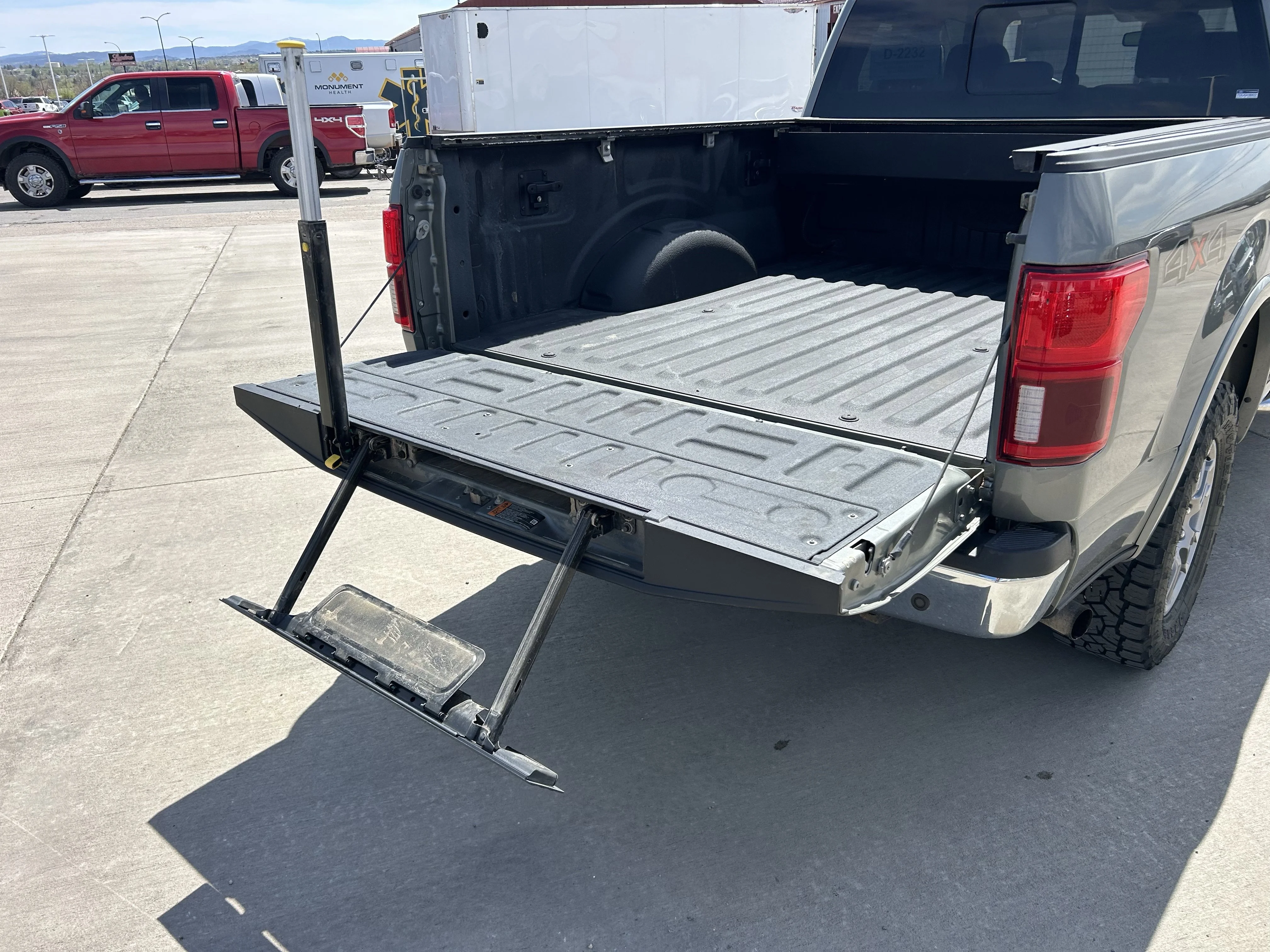 Used 2020 Gray Ford LARIAT image 6