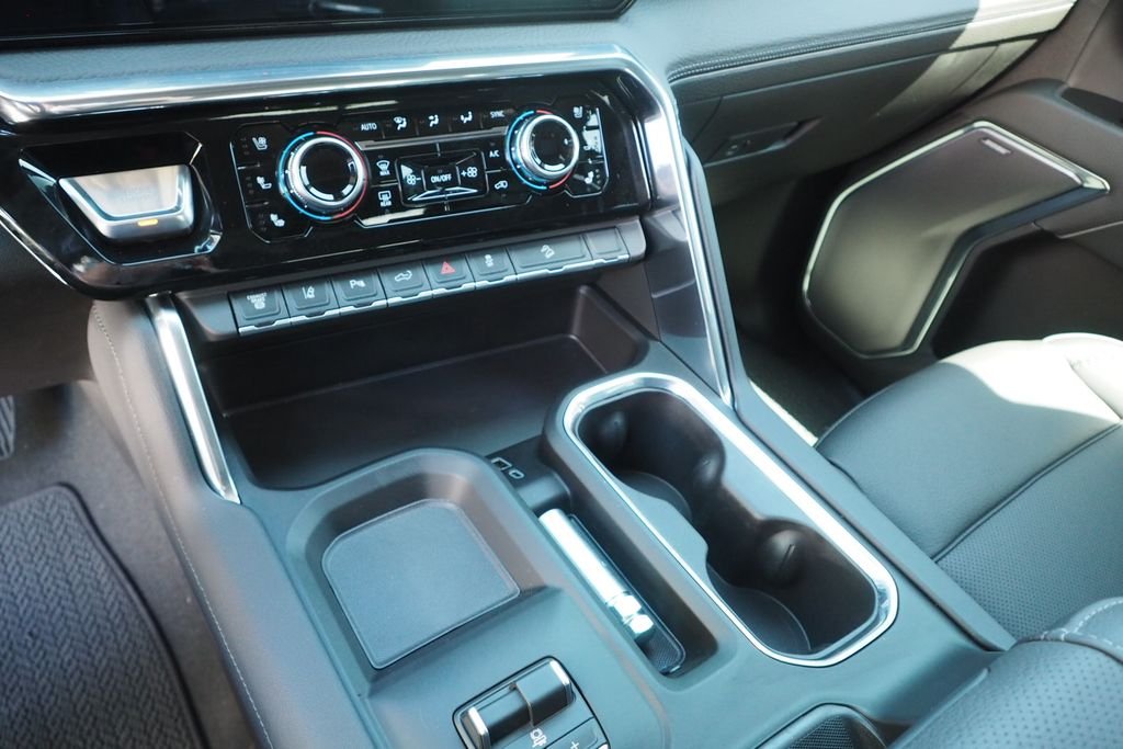 2026 GMC Sierra 3500HD Denali - Photo 26