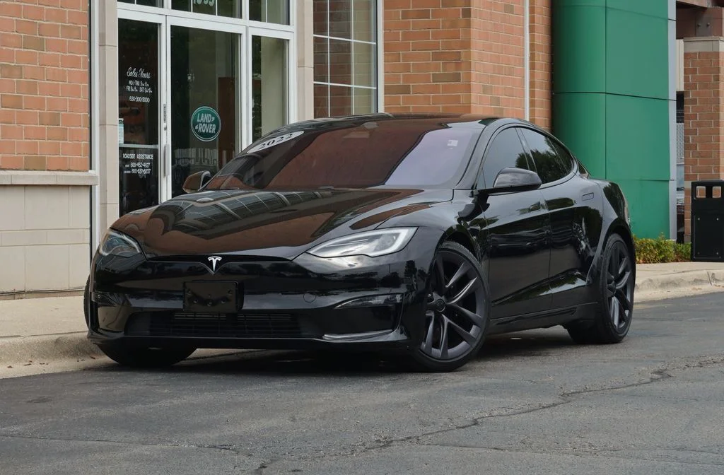 Used 2022 Black Tesla Base image 1