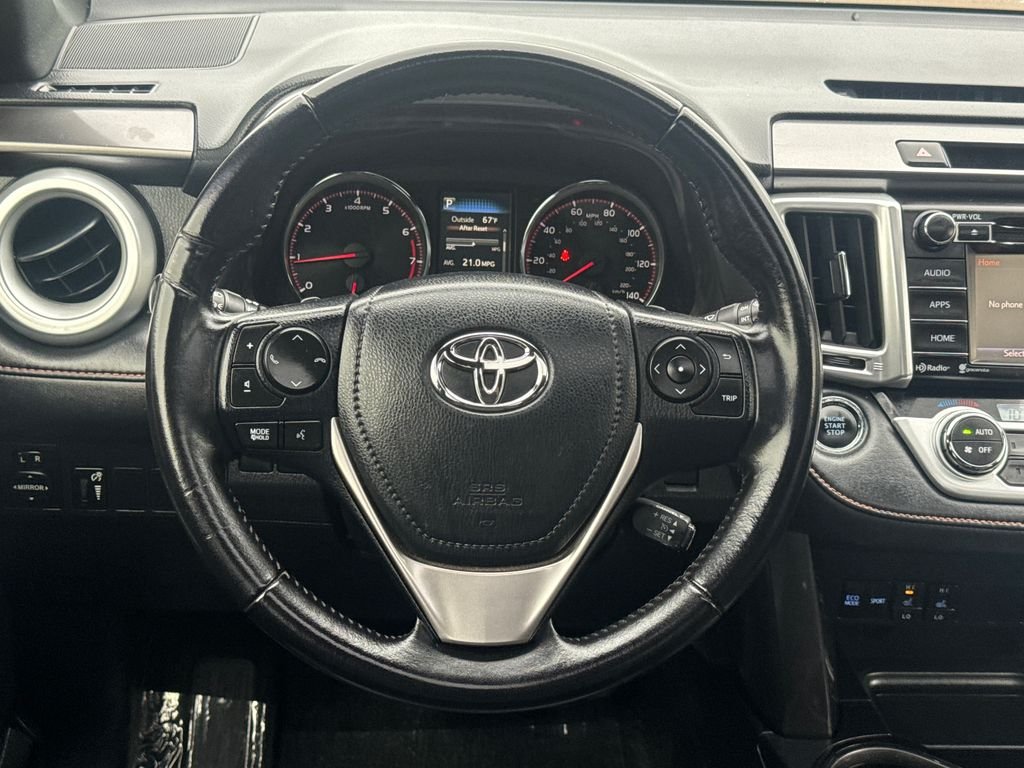 Used 2016 Gray Toyota SE image 14