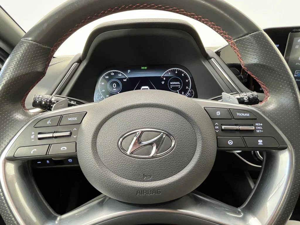 Used 2021 Gray Hyundai SEL Plus image 13