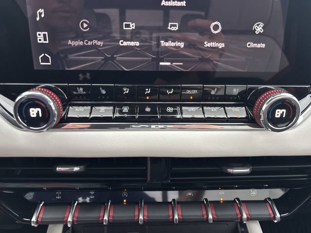 2026 GMC Canyon AT4X - Photo 18