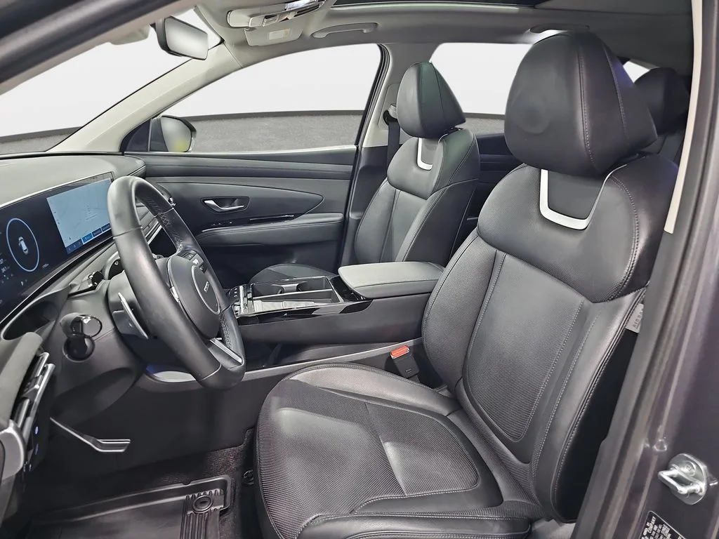 Used 2025 Gray Hyundai Limited image 17