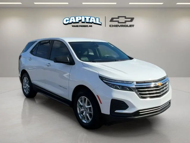 Used 2022 SUMMIT WHITE Chevrolet LS image 7