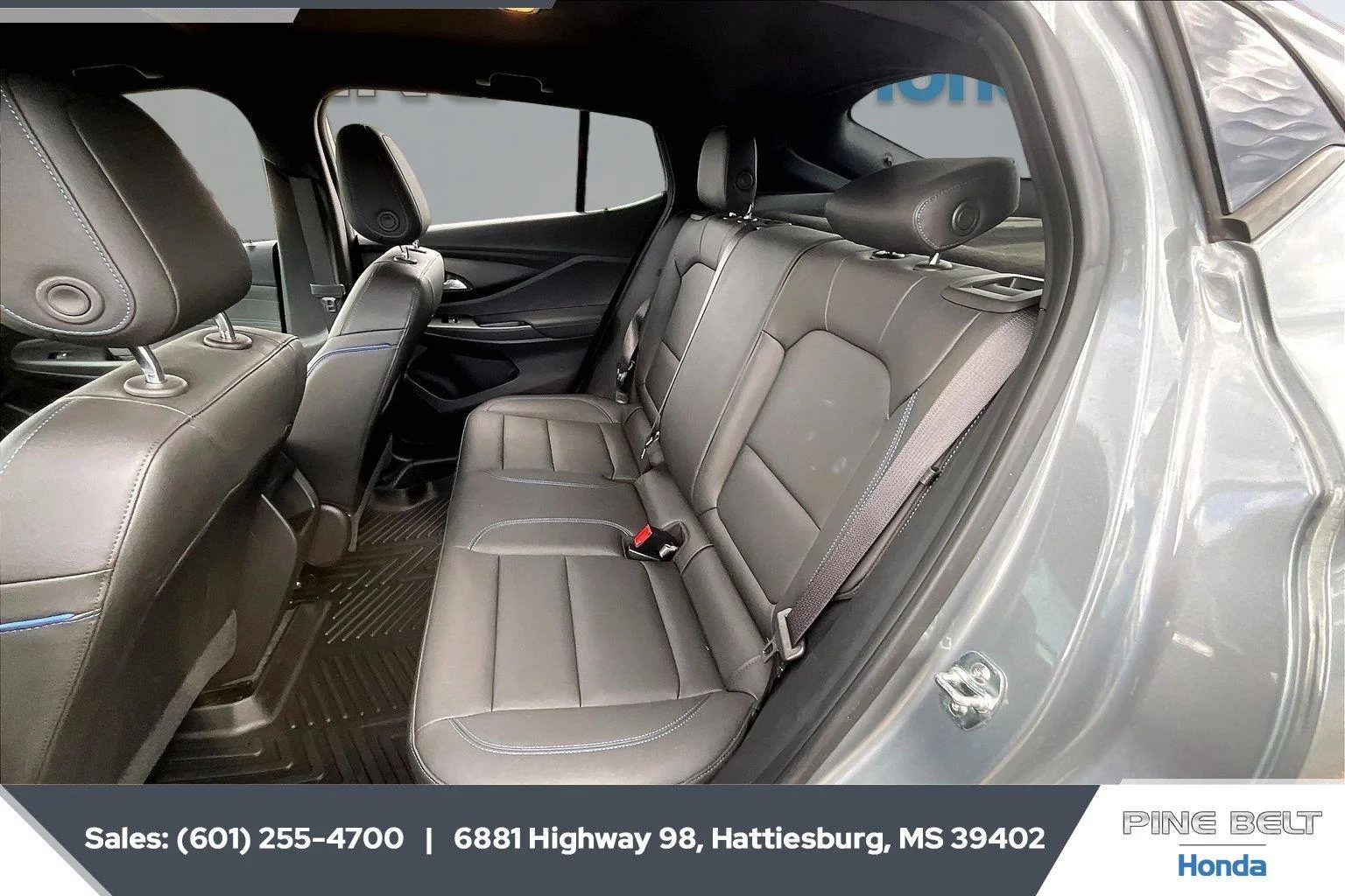 Used 2025 Moonstone Gray Metallic Buick Sport Touring image 19