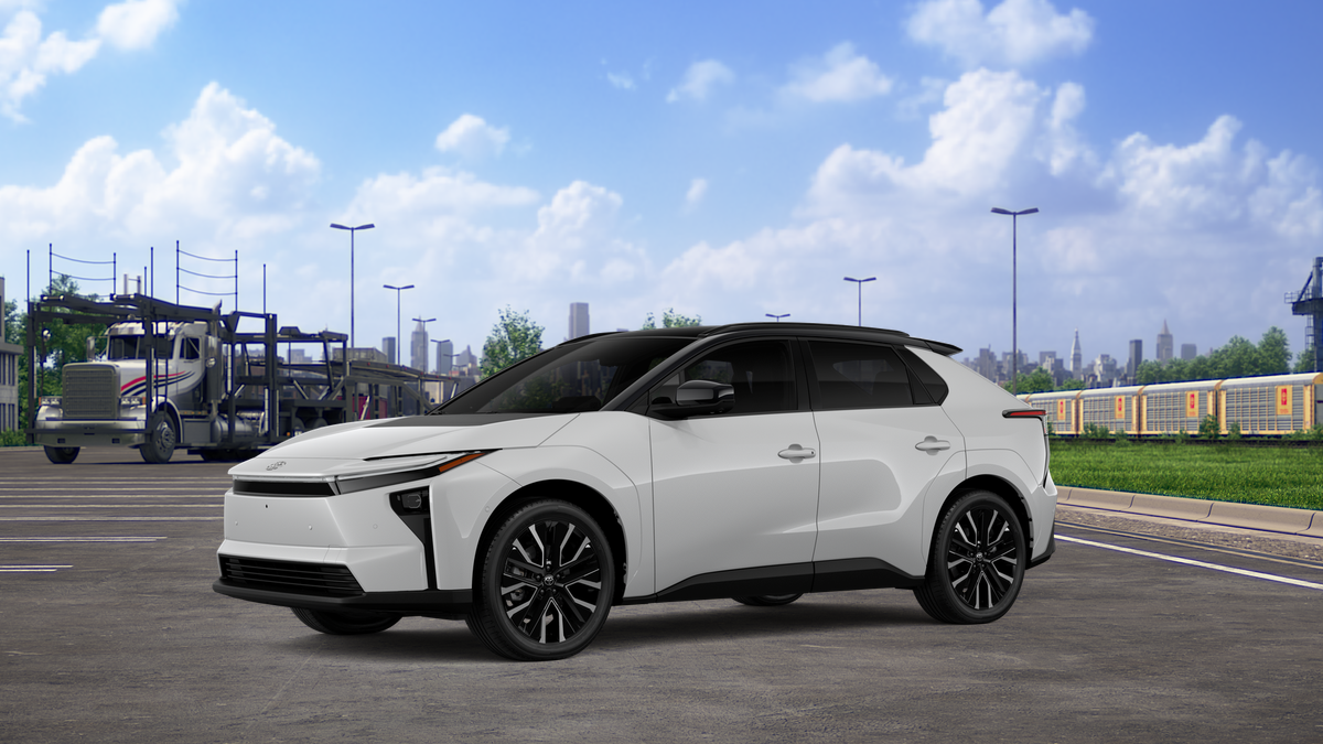 New 2027 Wind Chill Pearl with Midnight Black Metallic roof Toyota Limited image 2