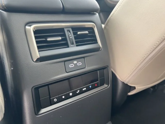 2025 Mazda CX-70 Premium Package - Photo 24