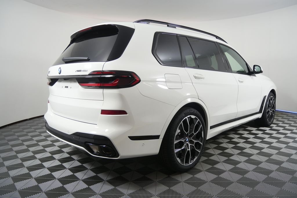 New 2027 Alpine White BMW xDrive40i image 4