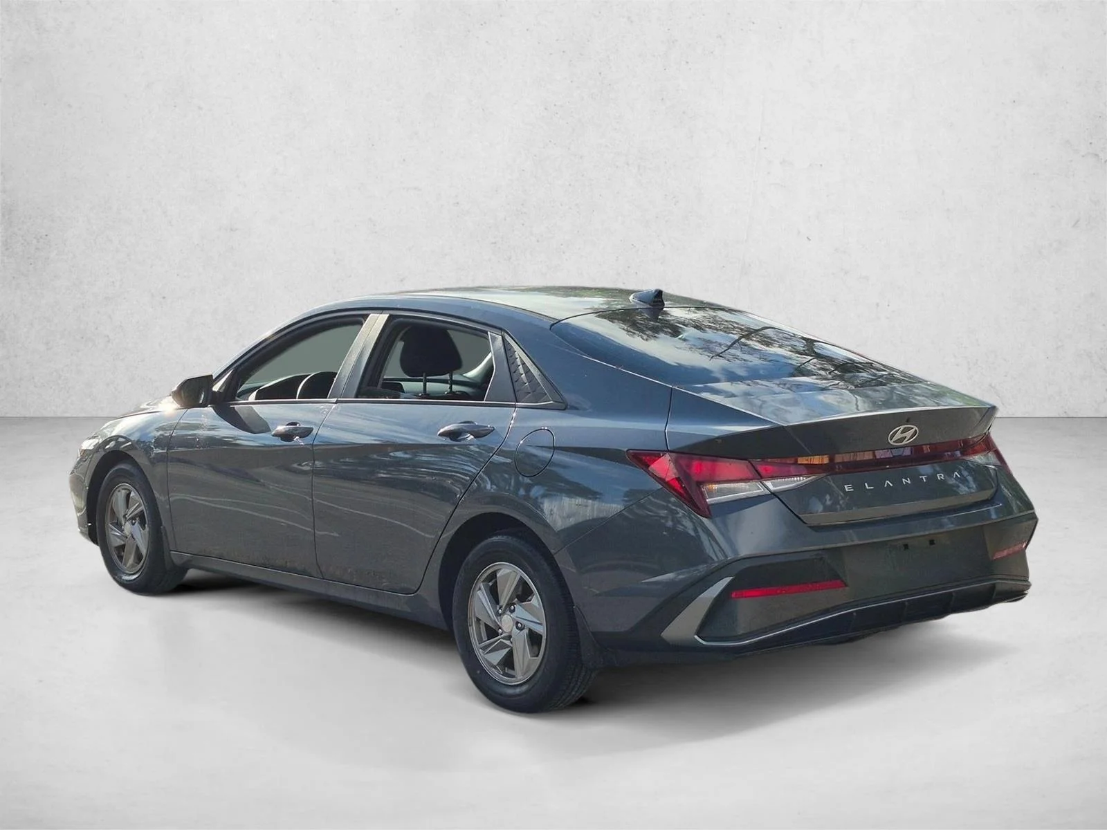Used 2024 Ecotronic Gray Hyundai SE image 6