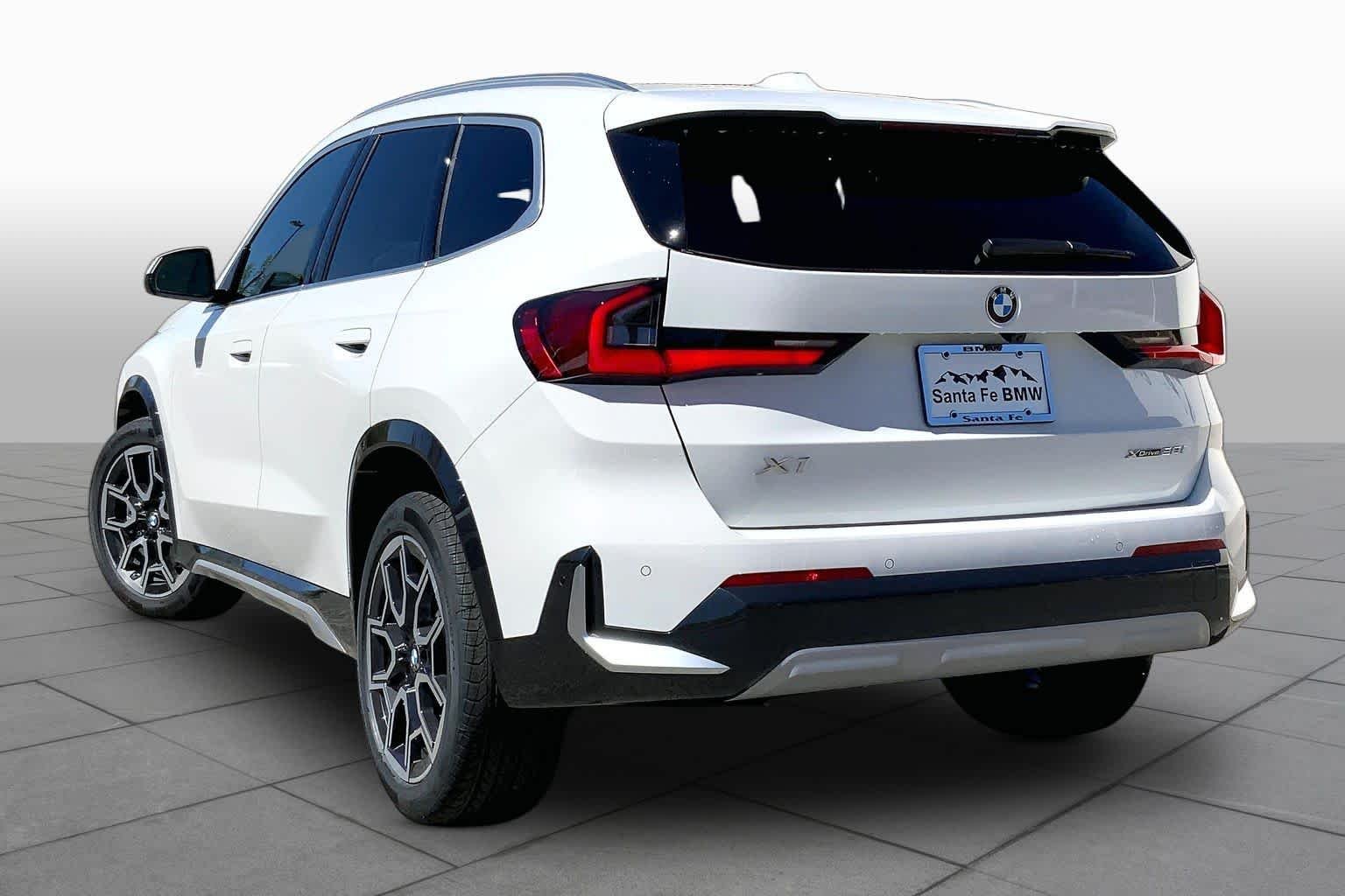 New 2026 Alpine White BMW xDrive28i image 12