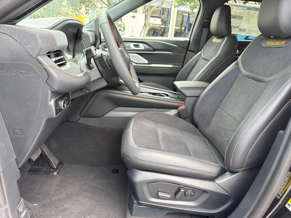 New 2026 Black Ford Tremor image 21