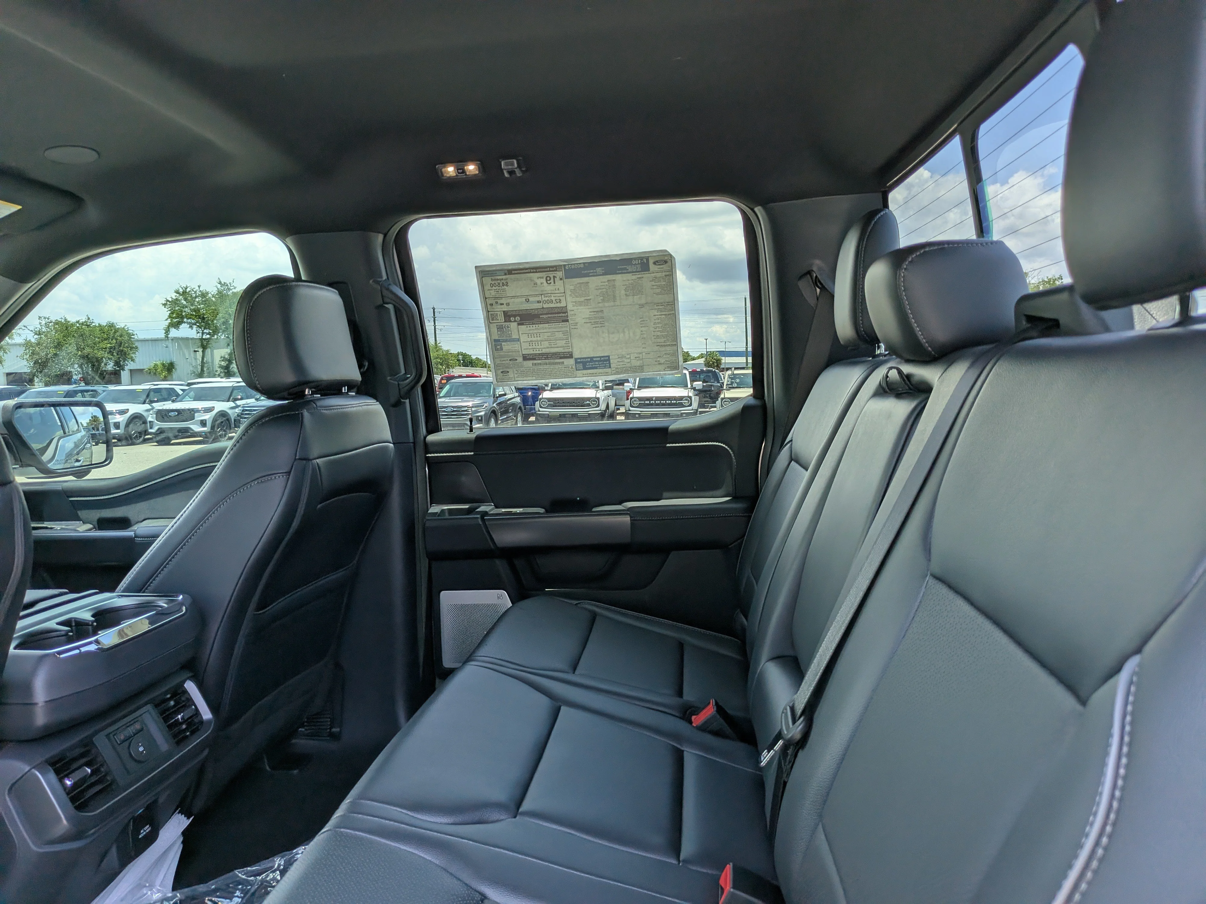 New 2026 Iconic Silver Metallic Ford Lariat image 17