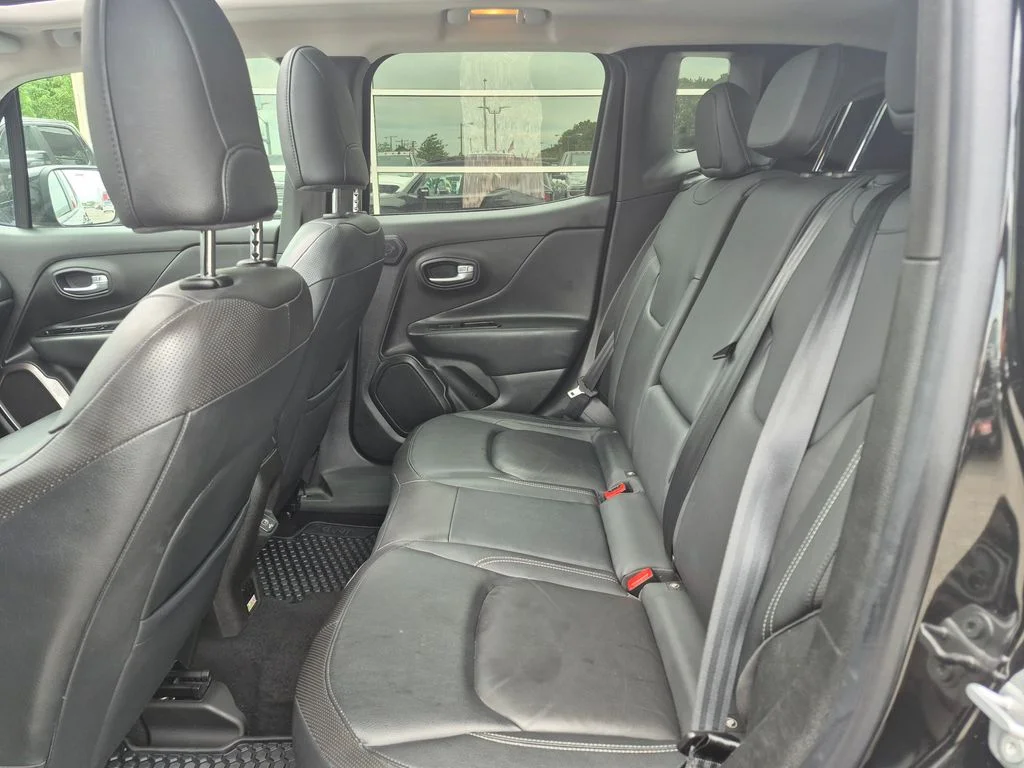 Used 2022 Black Jeep Limited image 15