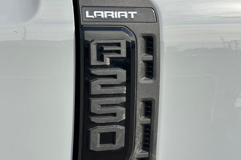 2025 Ford F-250 Super Duty Lariat - Photo 26