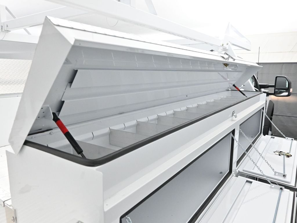 New 2025 Oxford White Ford XL image 27