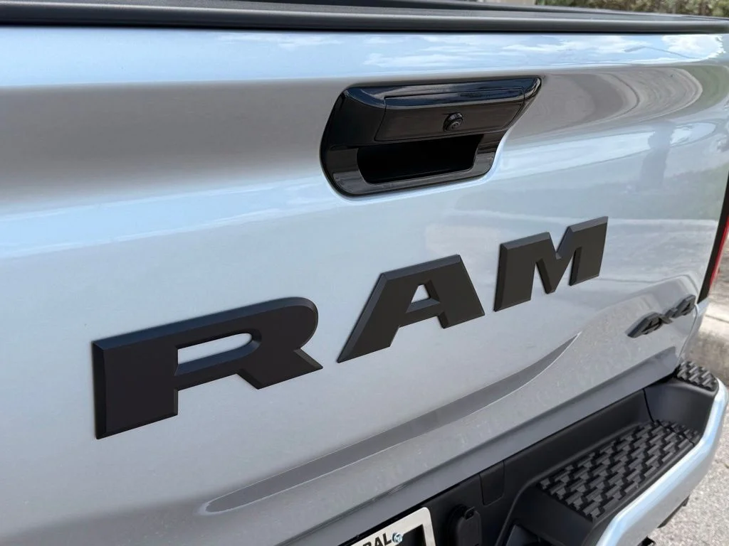 New 2026 Silver Zynith Exterior Paint RAM Big Horn/Lone Star image 36